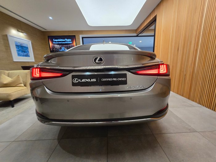 2024 Lexus ES300h Luxury 2.5L Hybrid Auto CVT Sedan