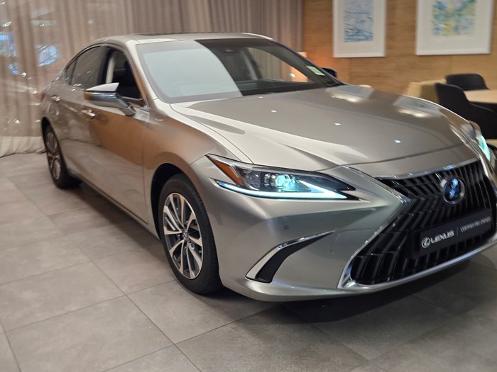 2024 Lexus ES300h Luxury 2.5L Hybrid Auto CVT Sedan