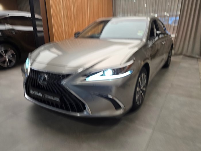 2024 Lexus ES300h Luxury 2.5L Hybrid Auto CVT Sedan
