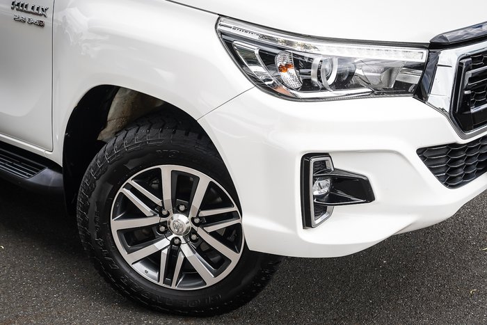 2018 Toyota HILUX SR5