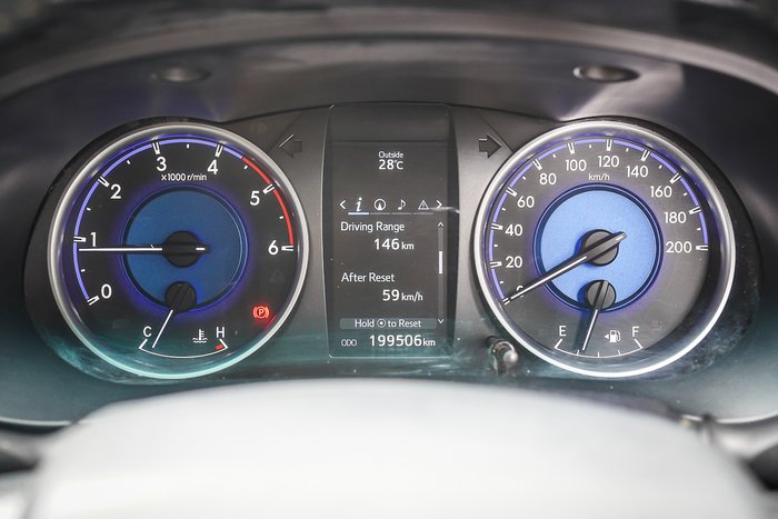 2018 Toyota HILUX SR5