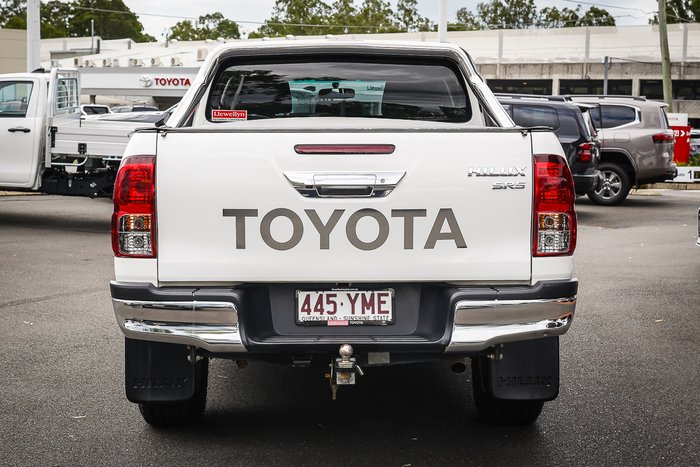 2018 Toyota HILUX SR5