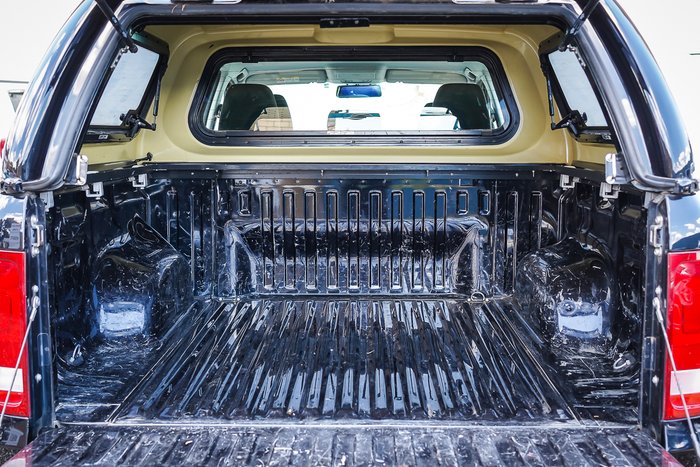 2017 VOLKSWAGEN AMAROK TDI420 (4x2)