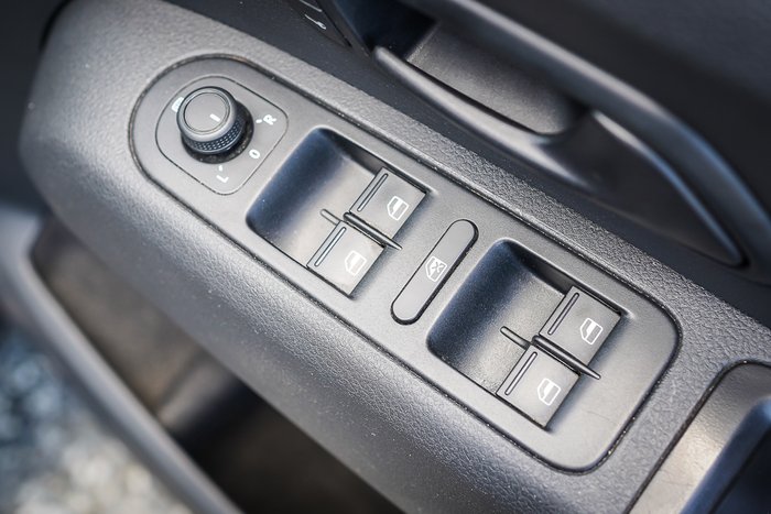 2017 VOLKSWAGEN AMAROK TDI420 (4x2)