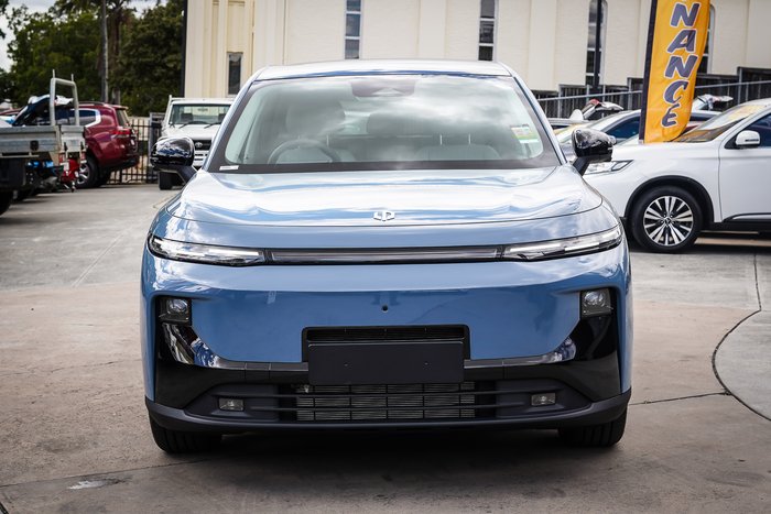 2026 LEAPMOTOR B10 DESIGN REEV