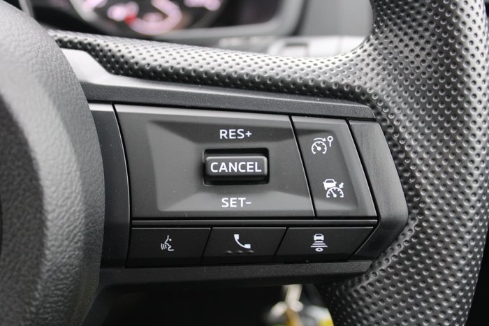 2026 Mitsubishi Triton GLX+