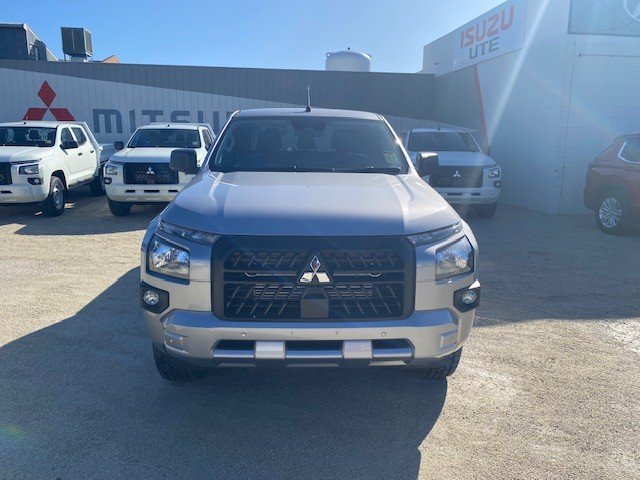 2024 MITSUBISHI Triton GLX+