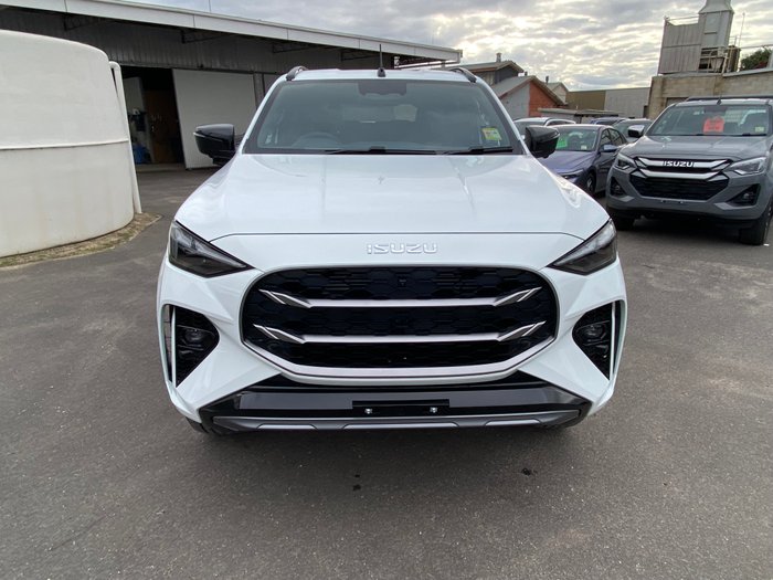 2026 ISUZU MU-X LS-T