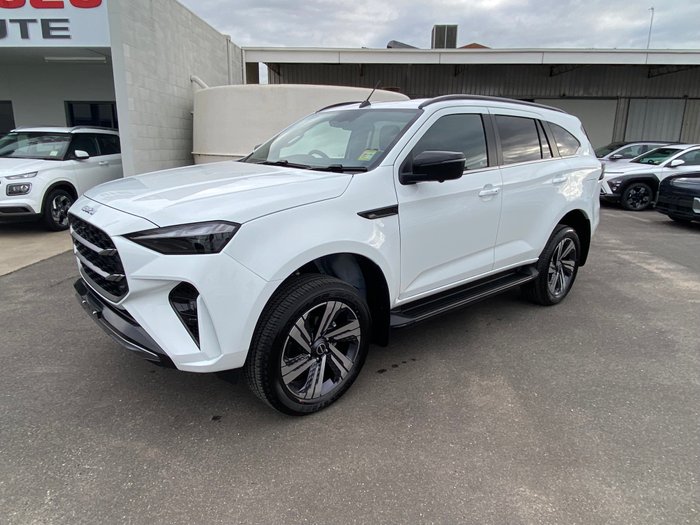 2026 ISUZU MU-X LS-T