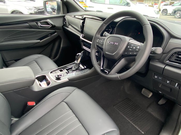 2026 ISUZU MU-X LS-T