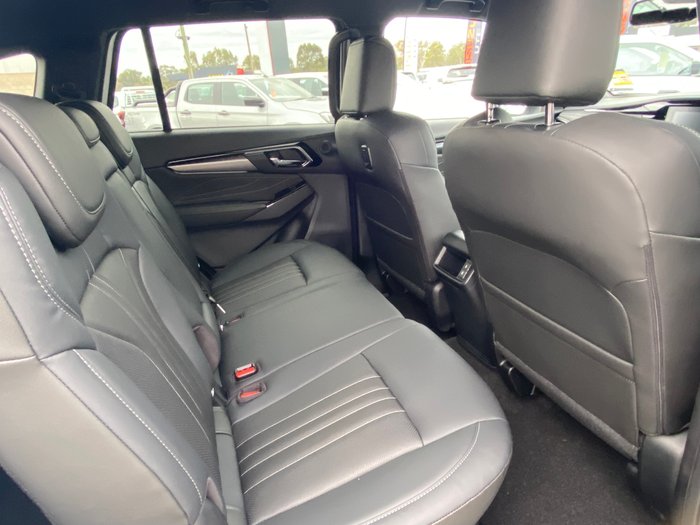 2026 ISUZU MU-X LS-T