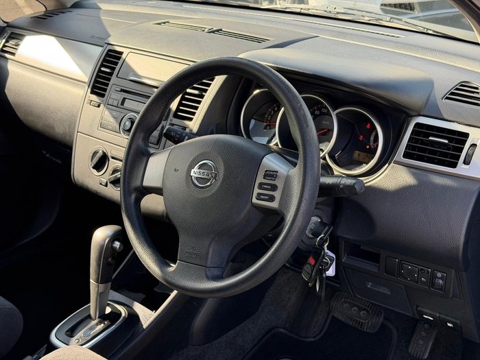 2007 Nissan Tiida ST-L