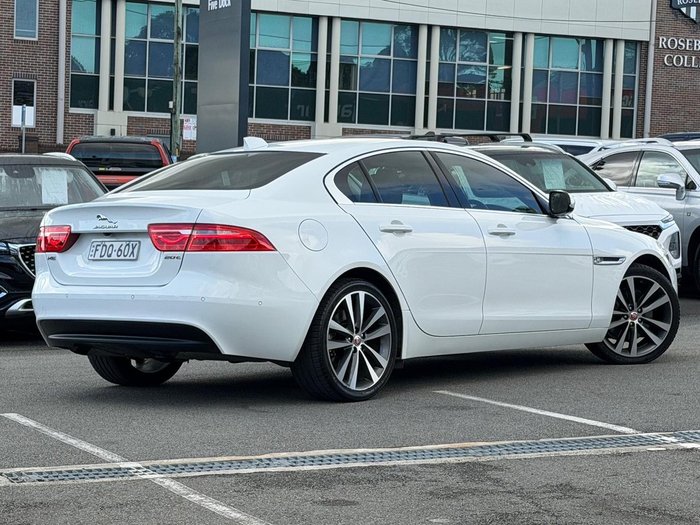 2016 Jaguar XE 20t Prestige