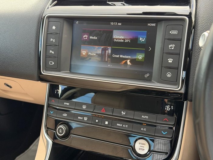 2016 Jaguar XE 20t Prestige