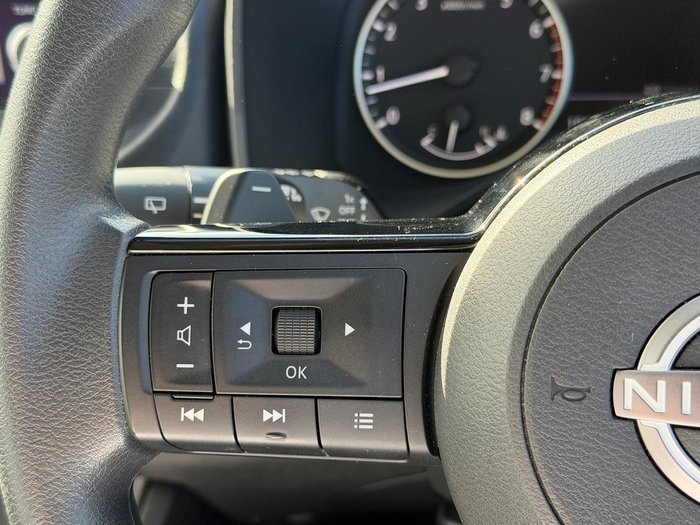 2024 Nissan X-TRAIL ST