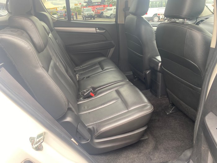 2015 ISUZU MU-X LS-T (4x4)