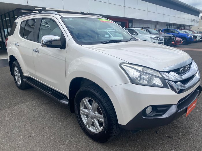 2015 ISUZU MU-X LS-T (4x4)