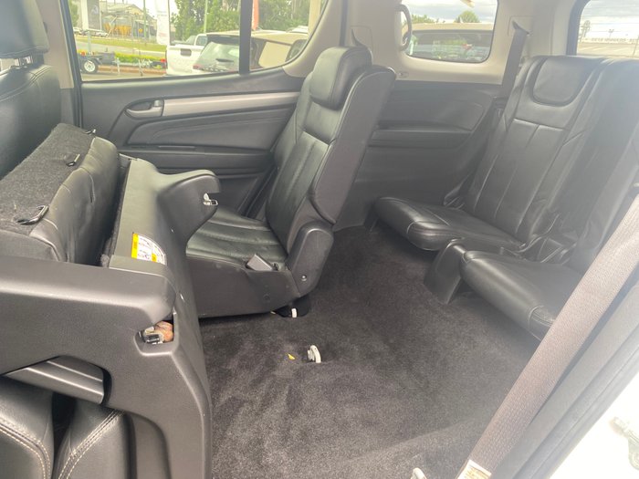 2015 ISUZU MU-X LS-T (4x4)