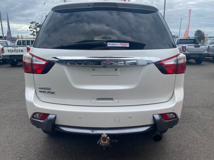 2015 ISUZU MU-X LS-T (4x4)