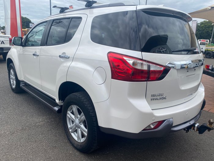 2015 ISUZU MU-X LS-T (4x4)