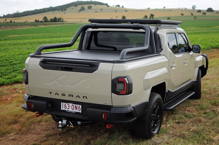 2025 Kia TASMAN MY26 Kia TASMAN TK DOUBLE PU(STD) X-PRO 4X4 BODY (8VP52HC5KHH414 )