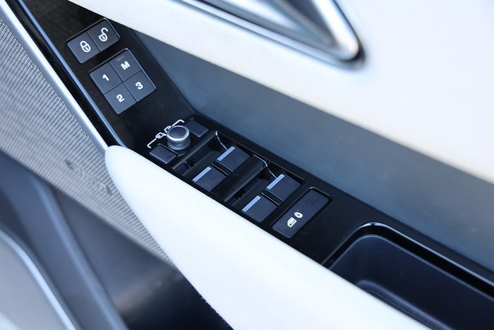 2019 RANGE ROVER VELAR D300 R-DYNAMIC SE AWD