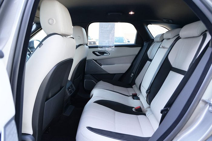 2019 RANGE ROVER VELAR D300 R-DYNAMIC SE AWD
