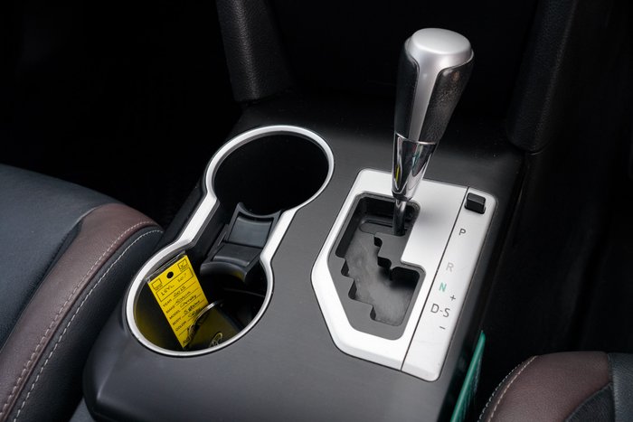 2015 Toyota Camry Atara SX