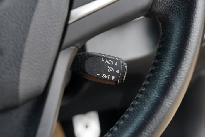 2015 Toyota Camry Atara SX