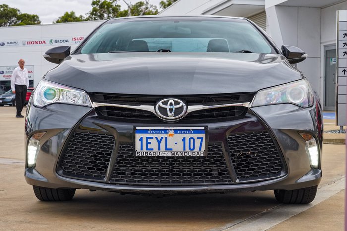 2015 Toyota Camry Atara SX