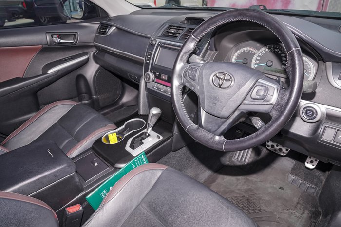 2015 Toyota Camry Atara SX