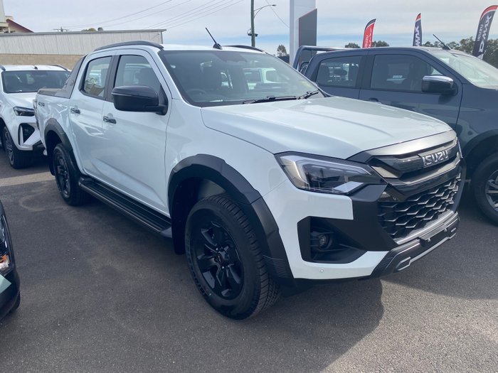 2025 ISUZU D-MAX XT