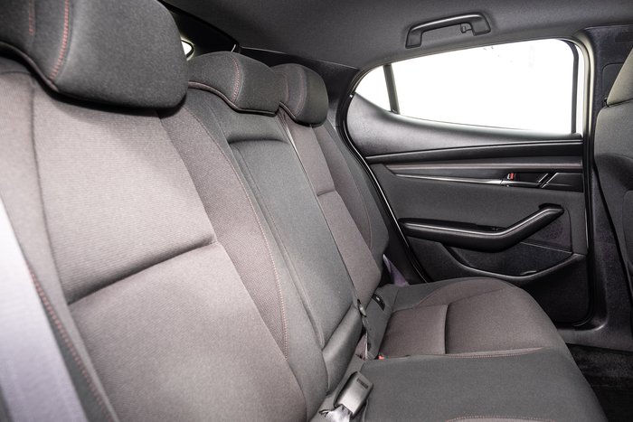2021 Mazda 3 G25 Evolve