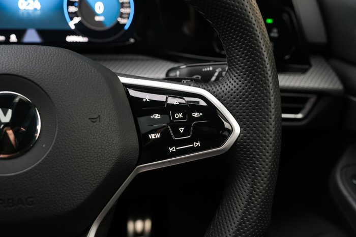 2021 Volkswagen Golf 110TSI R-Line