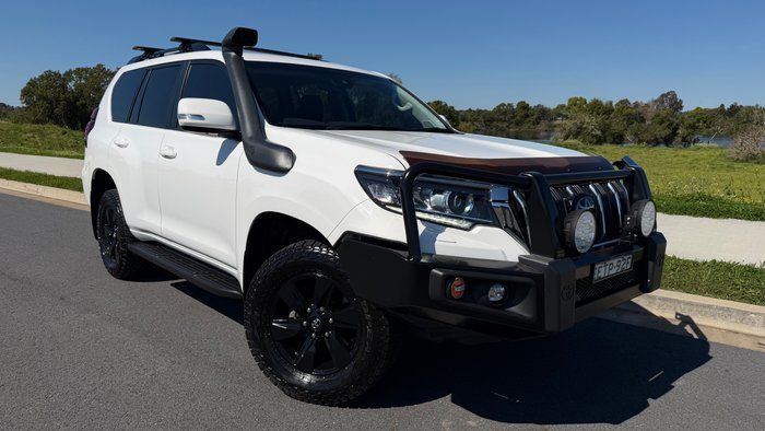 2022 TOYOTA LANDCRUISER PRADO