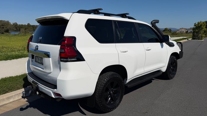 2022 TOYOTA LANDCRUISER PRADO GXL FLAT TAILGATE