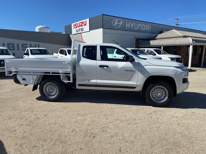 2026 MITSUBISHI Triton