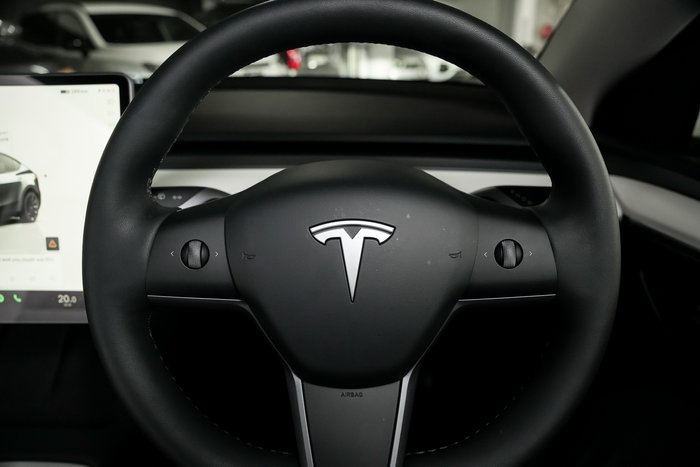 2024 Tesla Model Y Rear-Wheel Drive
