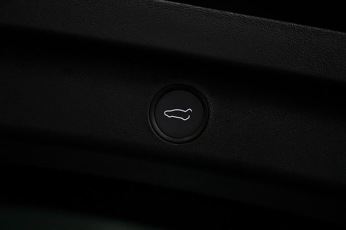 2024 Tesla Model Y Rear-Wheel Drive