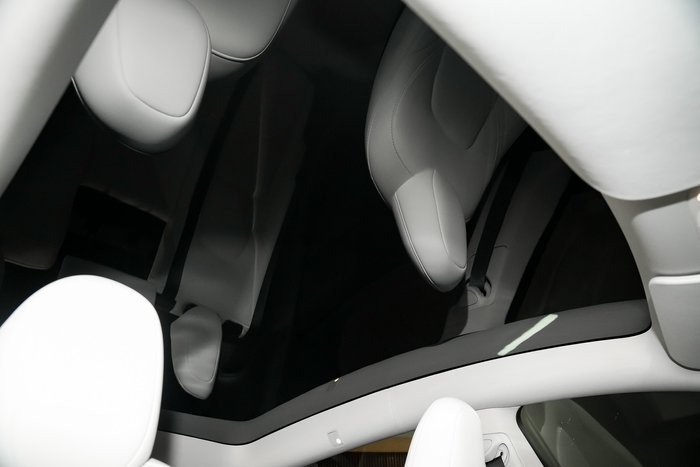 2024 Tesla Model Y Rear-Wheel Drive