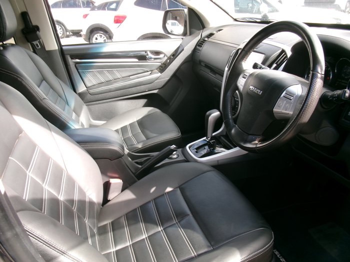 2020 ISUZU MU-X LS-T (4x4)