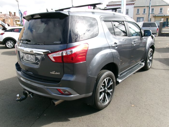2020 ISUZU MU-X LS-T (4x4)