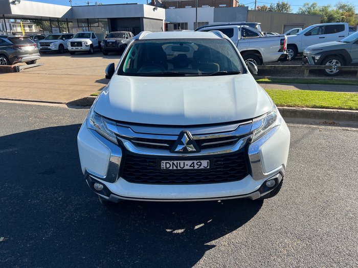 2017 MITSUBISHI PAJERO SPORT GLX