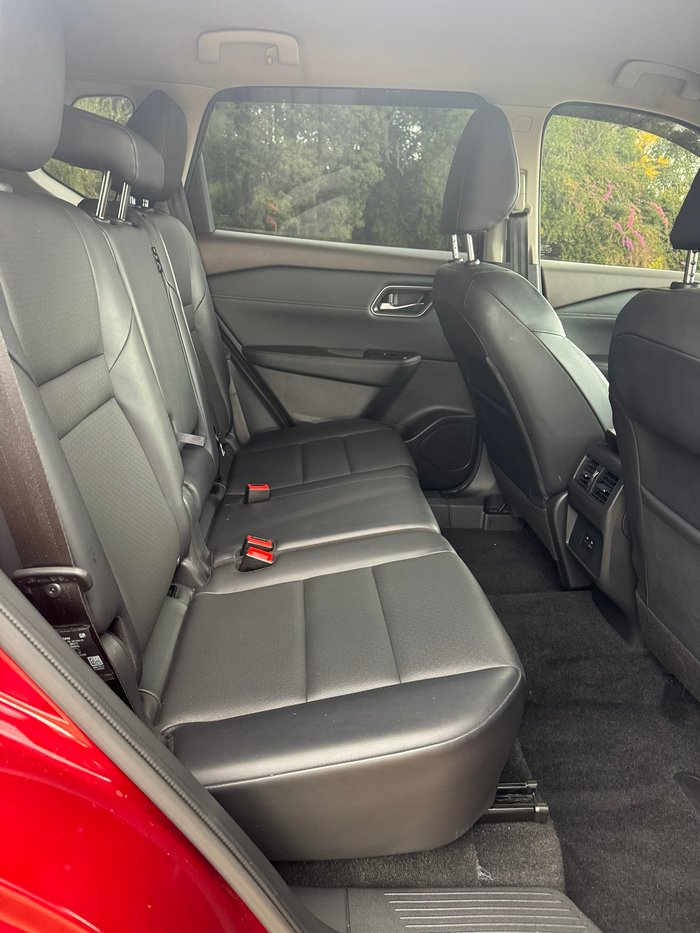 2022 NISSAN X-TRAIL ST-L
