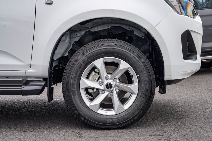 2025 Isuzu D-MAX SX