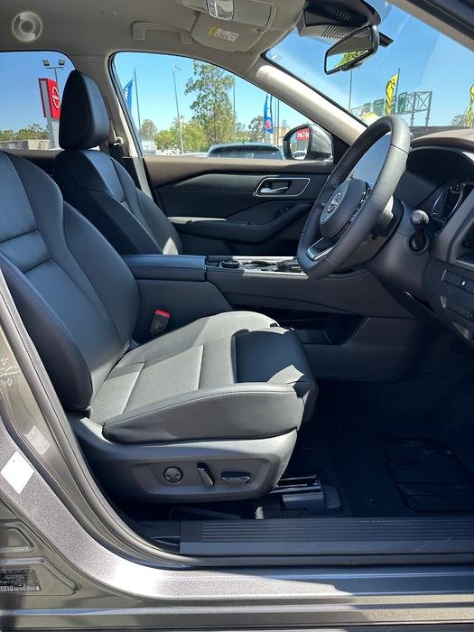 2025 Nissan X-TRAIL ST-L e-POWER