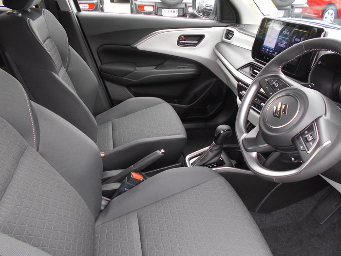 2025 Suzuki Swift Hybrid GLX