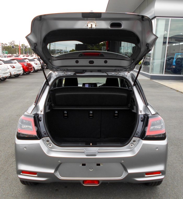 2025 Suzuki Swift Hybrid GLX