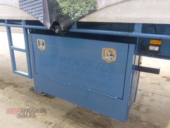 2013 Maxitrans 10 Pallet Curtainsider A Trailer