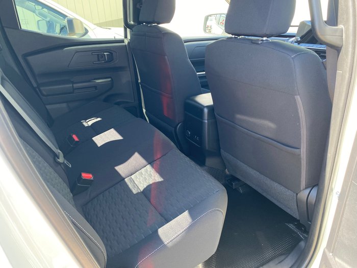 2025 MITSUBISHI Triton GLX+